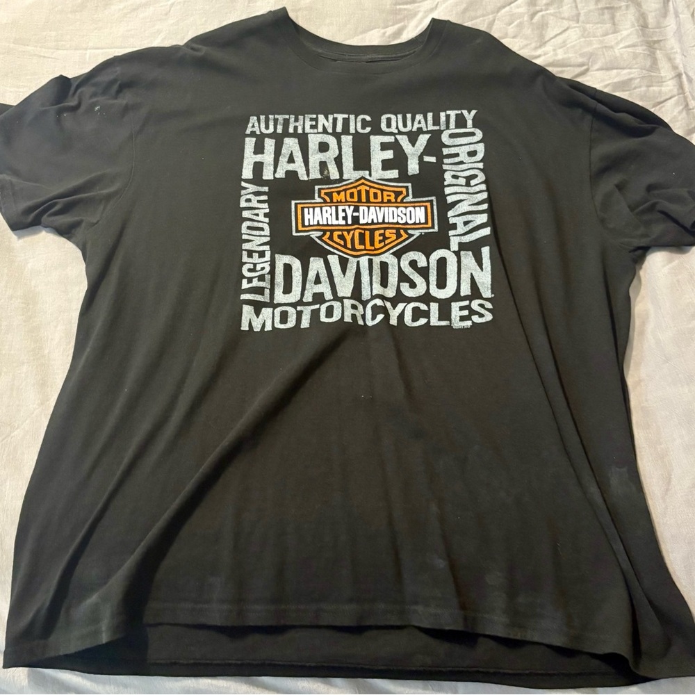 Harley-Davidson Black Tee with Iconic Logo